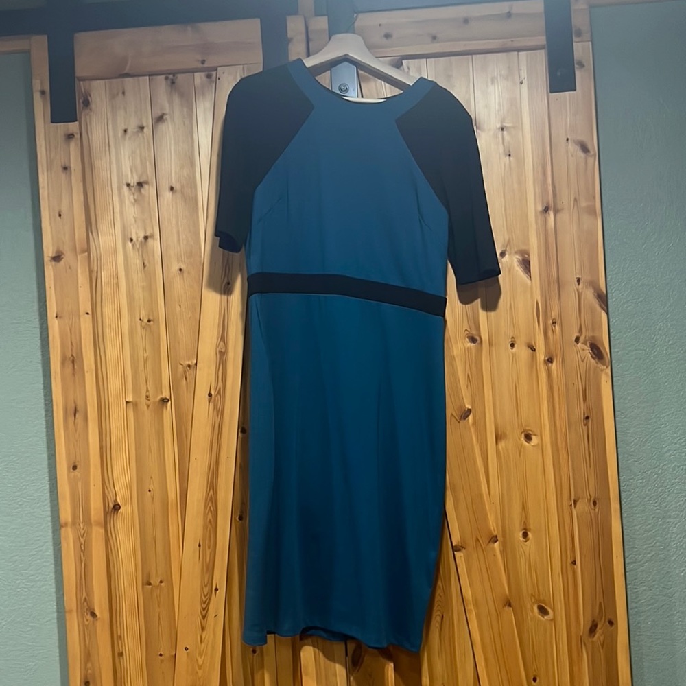 Selling dress